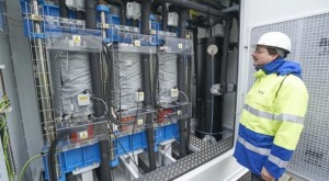 rwe-elektrik-enerjisini-depolayan-fabrika-kurdu