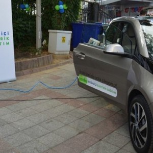 alternatif-enerji-bedas-elektrikli-arac-500x500_c