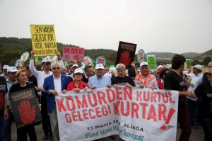 aliagada-cevreciler-komure-dur-dedi