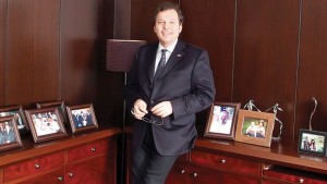 cuneyt-zapsudan-enerjik-bir-hamle